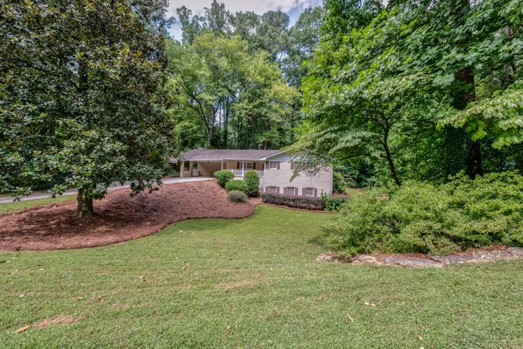 600 Amberidge Trail, Atlanta, Georgia 30328, 3 Bedrooms Bedrooms, ,2 BathroomsBathrooms,Residential,Sold,600 Amberidge Trail,5902184