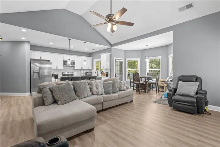 3104 Lakeview Parkway, Villa Rica, Alabama 36207