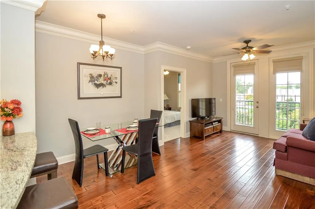 901 Ne Abernathy Road Unit 6120, Sandy Springs, Georgia 30328, 2 Bedrooms Bedrooms, ,2 BathroomsBathrooms,Residential,Sold,901 Ne Abernathy Road Unit 6120,5751934