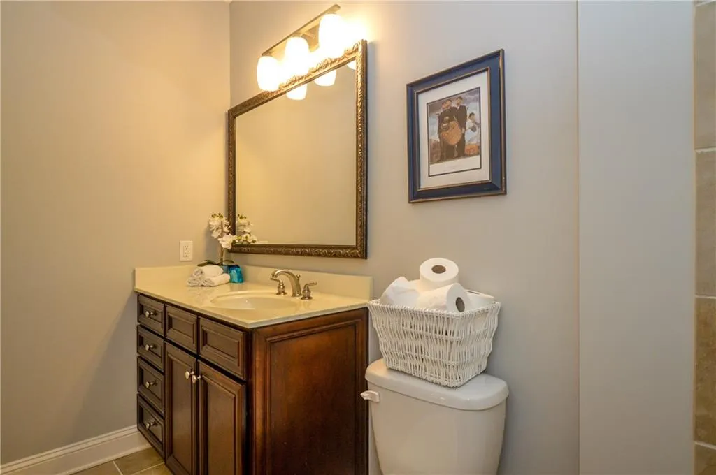 901 Ne Abernathy Road Unit 6120, Sandy Springs, Georgia 30328, 2 Bedrooms Bedrooms, ,2 BathroomsBathrooms,Residential,Sold,901 Ne Abernathy Road Unit 6120,5751934