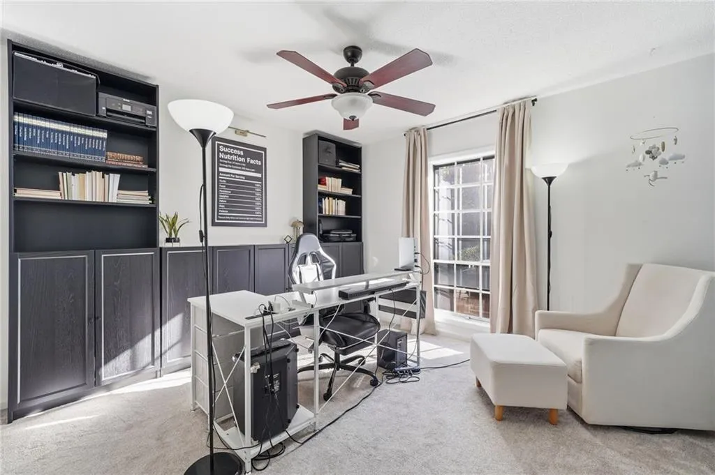 6851 Roswell Road Unit H29, Atlanta, Georgia 30328, 2 Bedrooms Bedrooms, ,2 BathroomsBathrooms,Residential,For Sale,6851 Roswell Road Unit H29,7674571