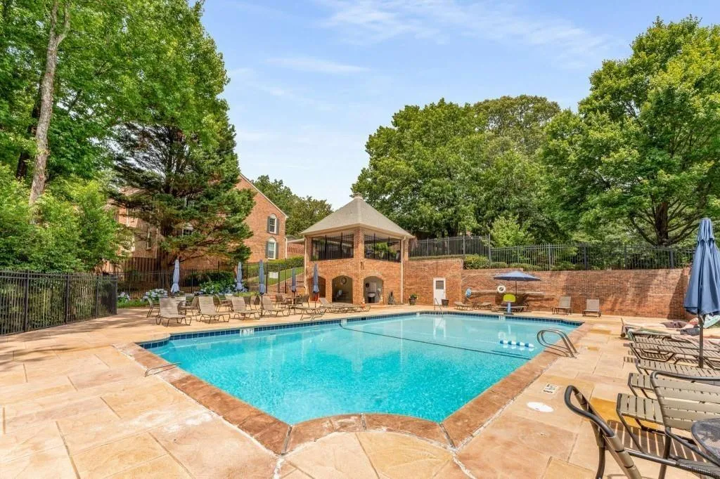 262 The South Chace, Atlanta, Georgia 30328, 2 Bedrooms Bedrooms, ,2 BathroomsBathrooms,Residential,Sold,262 The South Chace,7704696