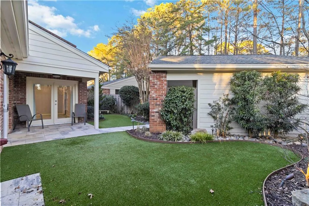262 The South Chace, Atlanta, Georgia 30328, 2 Bedrooms Bedrooms, ,2 BathroomsBathrooms,Residential,Sold,262 The South Chace,7704696