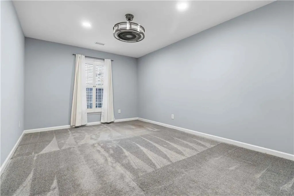 262 The South Chace, Atlanta, Georgia 30328, 2 Bedrooms Bedrooms, ,2 BathroomsBathrooms,Residential,Sold,262 The South Chace,7704696