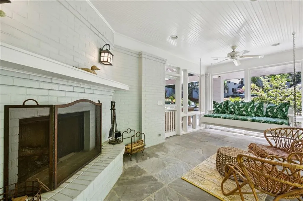 3086 Pine Valley Road, Atlanta, Georgia 30305, 4 Bedrooms Bedrooms, ,4 BathroomsBathrooms,Residential,For Sale,3086 Pine Valley Road,7648194