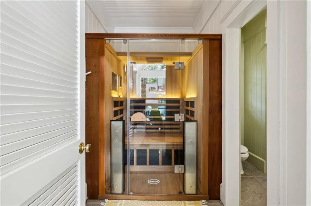 3086 Pine Valley Road, Atlanta, Georgia 30305, 4 Bedrooms Bedrooms, ,4 BathroomsBathrooms,Residential,For Sale,3086 Pine Valley Road,7648194
