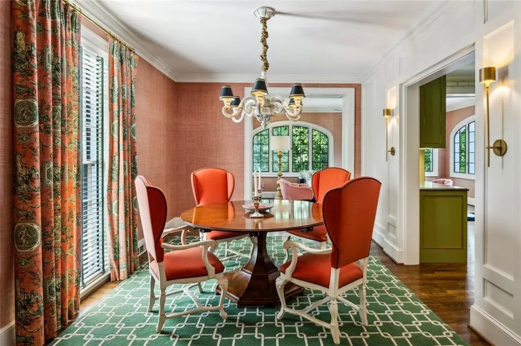 3086 Pine Valley Road, Atlanta, Georgia 30305, 4 Bedrooms Bedrooms, ,4 BathroomsBathrooms,Residential,For Sale,3086 Pine Valley Road,7648194