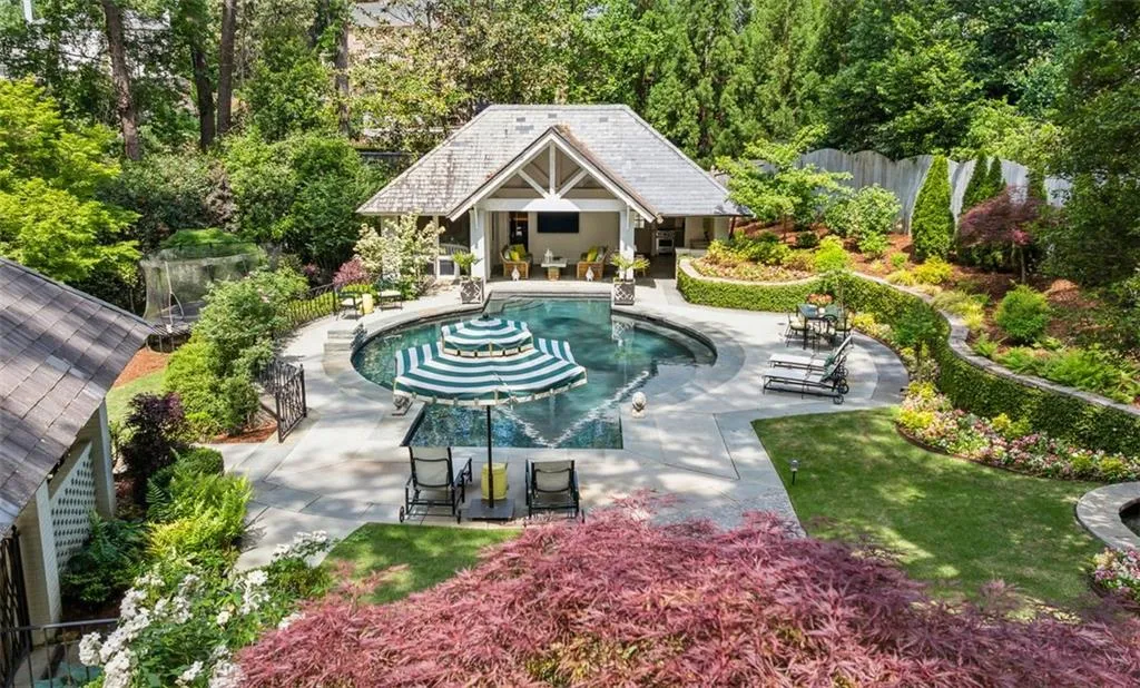 3086 Pine Valley Road, Atlanta, Georgia 30305, 4 Bedrooms Bedrooms, ,4 BathroomsBathrooms,Residential,For Sale,3086 Pine Valley Road,7648194