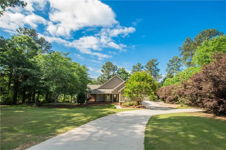 3279 Wages Circle, Dacula, Georgia 30019