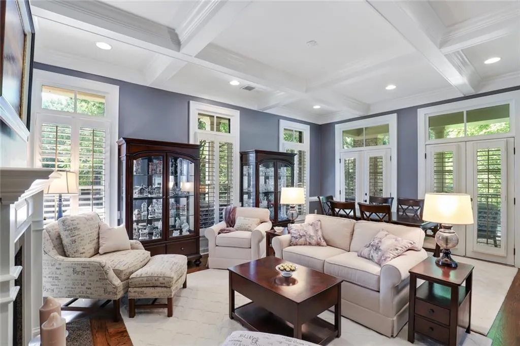 619 Riverlawn Court, Atlanta, Georgia 30339, 4 Bedrooms Bedrooms, ,4 BathroomsBathrooms,Residential,Sold,619 Riverlawn Court,6936971