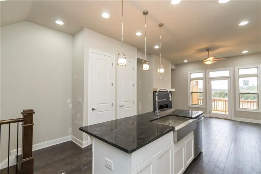 4105 Township Parkway Unit 68, Sandy Springs, Georgia 30342, 2 Bedrooms Bedrooms, ,2 BathroomsBathrooms,Residential,Sold,4105 Township Parkway Unit 68,5809594