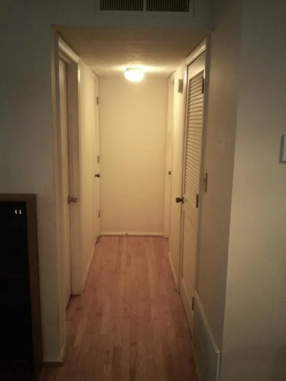 205 River Run Drive, Sandy Springs, Georgia 30350, 2 Bedrooms Bedrooms, ,2 BathroomsBathrooms,Residential,Sold,205 River Run Drive,6523272