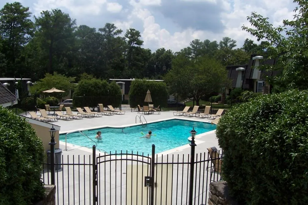 6801 Park Avenue Ne, Sandy Springs, Georgia 30342, 3 Bedrooms Bedrooms, ,2 BathroomsBathrooms,Residential,Sold,6801 Park Avenue Ne,5730833