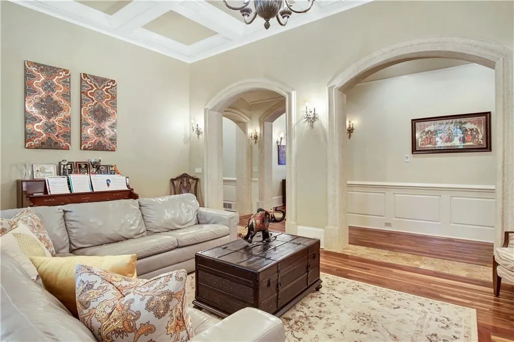 5151 Long Island Drive Nw, Atlanta, Georgia 30327, 5 Bedrooms Bedrooms, ,5 BathroomsBathrooms,Residential,Sold,5151 Long Island Drive Nw,6803747