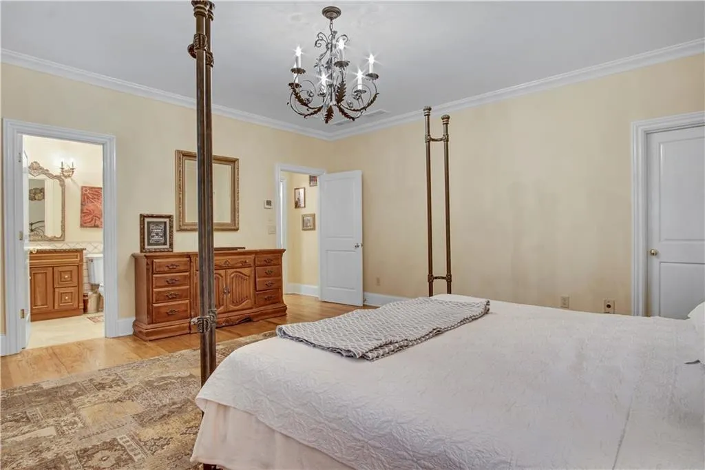 5151 Long Island Drive Nw, Atlanta, Georgia 30327, 5 Bedrooms Bedrooms, ,5 BathroomsBathrooms,Residential,Sold,5151 Long Island Drive Nw,6803747