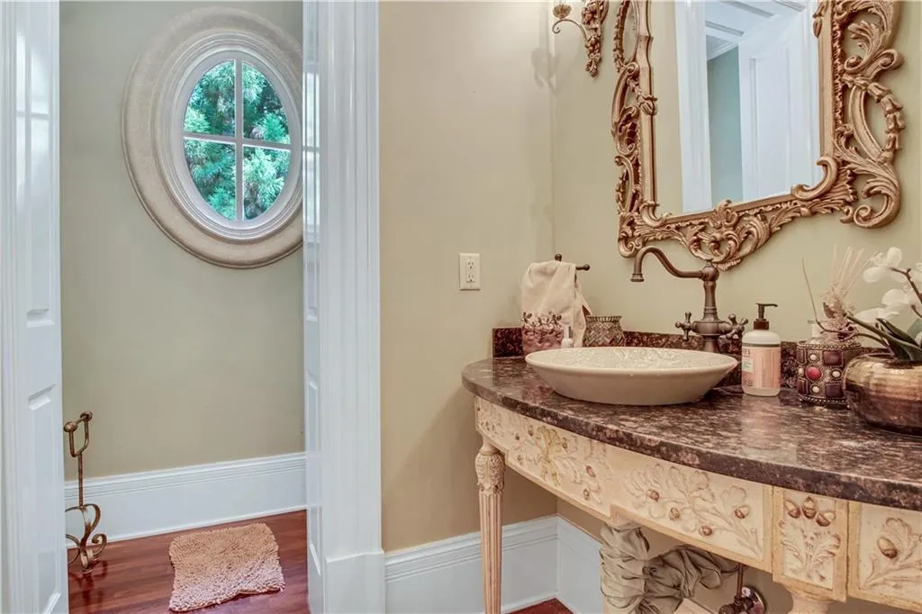 5151 Long Island Drive Nw, Atlanta, Georgia 30327, 5 Bedrooms Bedrooms, ,5 BathroomsBathrooms,Residential,Sold,5151 Long Island Drive Nw,6803747