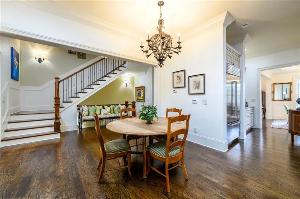 5332 Greenland Road Unit 102, Sandy Springs, Georgia 30342, 4 Bedrooms Bedrooms, ,4 BathroomsBathrooms,Residential,Sold,5332 Greenland Road Unit 102,7193665