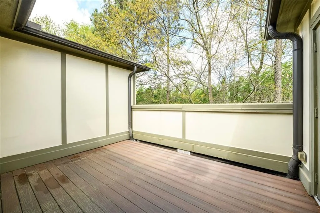 5332 Greenland Road Unit 102, Sandy Springs, Georgia 30342, 4 Bedrooms Bedrooms, ,4 BathroomsBathrooms,Residential,Sold,5332 Greenland Road Unit 102,7193665