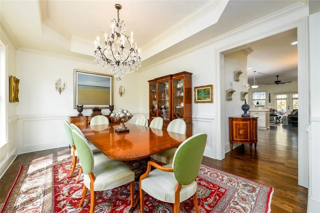 5332 Greenland Road Unit 102, Sandy Springs, Georgia 30342, 4 Bedrooms Bedrooms, ,4 BathroomsBathrooms,Residential,Sold,5332 Greenland Road Unit 102,7193665