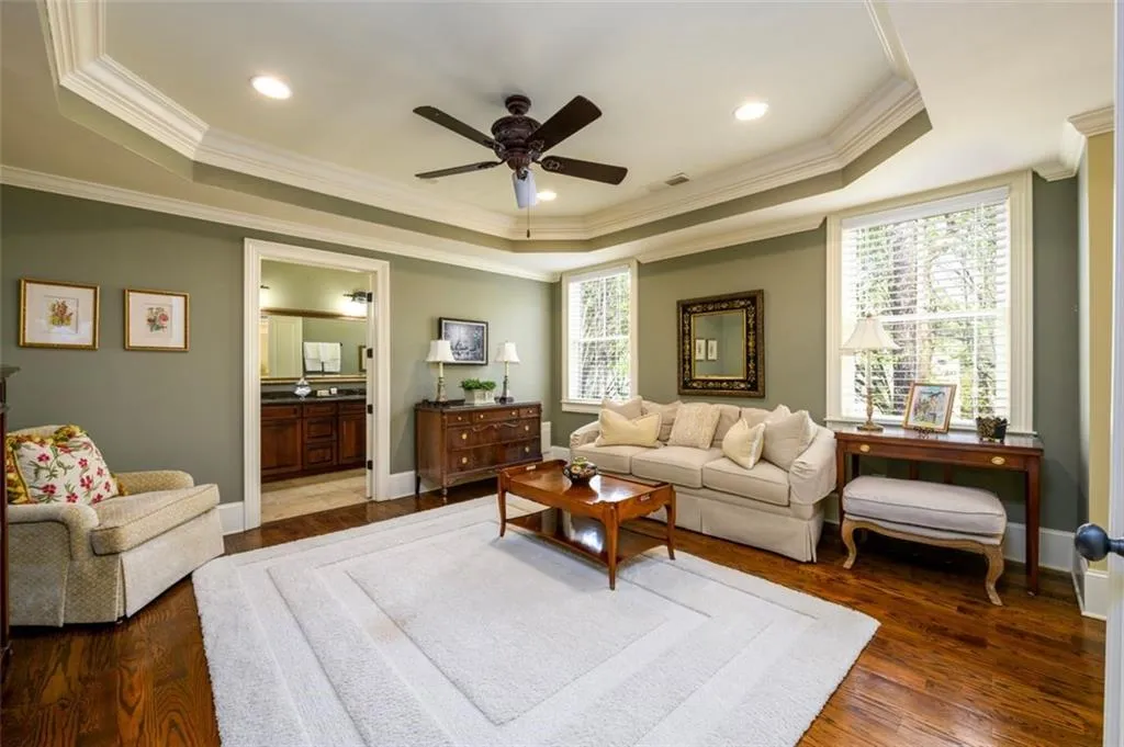 5332 Greenland Road Unit 102, Sandy Springs, Georgia 30342, 4 Bedrooms Bedrooms, ,4 BathroomsBathrooms,Residential,Sold,5332 Greenland Road Unit 102,7193665