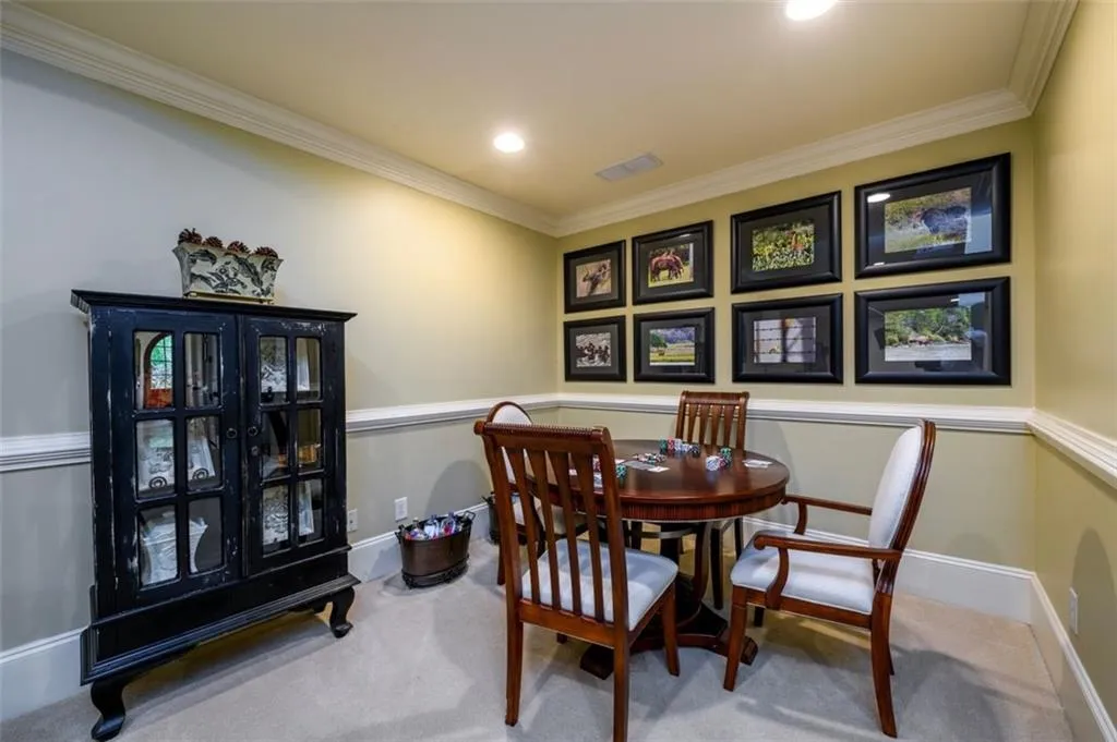 5332 Greenland Road Unit 102, Sandy Springs, Georgia 30342, 4 Bedrooms Bedrooms, ,4 BathroomsBathrooms,Residential,Sold,5332 Greenland Road Unit 102,7193665