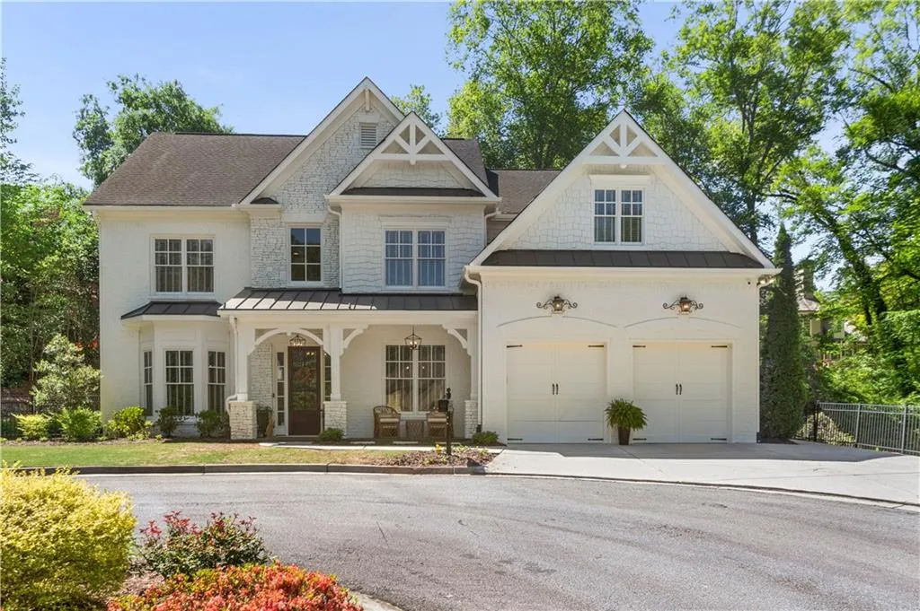 4605 Peachtree Dunwoody Road, Sandy Springs, Georgia 30342, 5 Bedrooms Bedrooms, ,4 BathroomsBathrooms,Residential,Sold,4605 Peachtree Dunwoody Road,7202941
