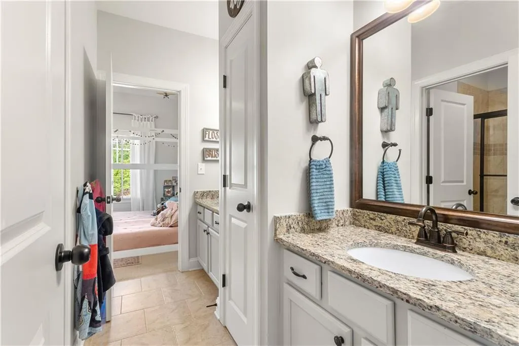 4605 Peachtree Dunwoody Road, Sandy Springs, Georgia 30342, 5 Bedrooms Bedrooms, ,4 BathroomsBathrooms,Residential,Sold,4605 Peachtree Dunwoody Road,7202941