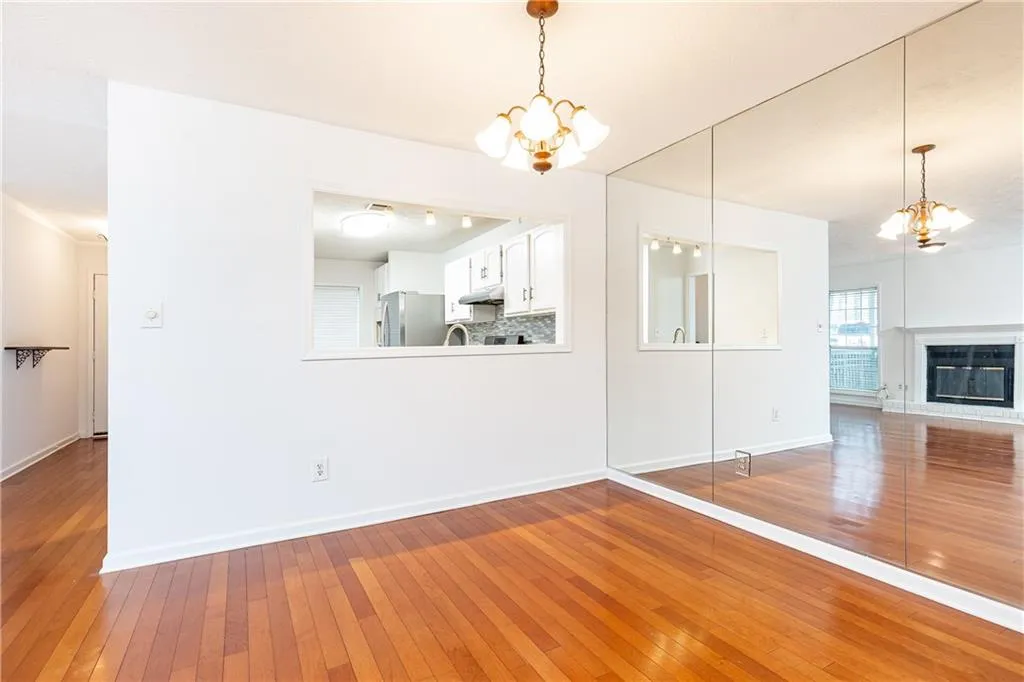 2901 Lenox Way Ne Unit 902, Atlanta, Georgia 30324, 2 Bedrooms Bedrooms, ,1 BathroomBathrooms,Residential,For Sale,2901 Lenox Way Ne Unit 902,7644012
