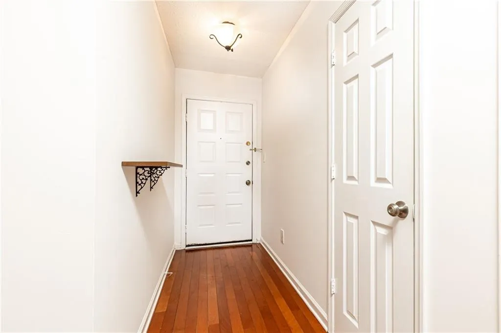 2901 Lenox Way Ne Unit 902, Atlanta, Georgia 30324, 2 Bedrooms Bedrooms, ,1 BathroomBathrooms,Residential,For Sale,2901 Lenox Way Ne Unit 902,7644012