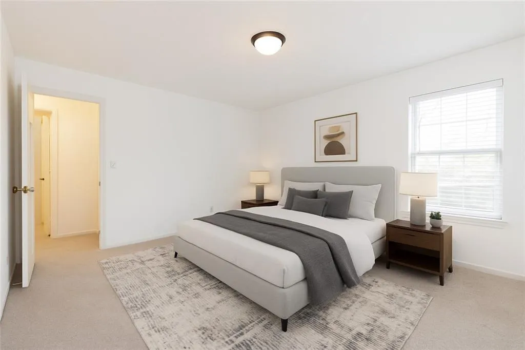 2901 Lenox Way Ne Unit 902, Atlanta, Georgia 30324, 2 Bedrooms Bedrooms, ,1 BathroomBathrooms,Residential,For Sale,2901 Lenox Way Ne Unit 902,7644012