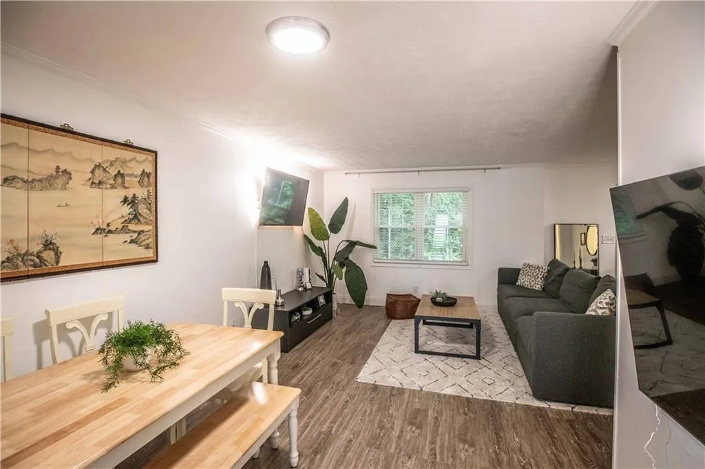 290 Winding River Drive Unit F, Sandy Springs, Georgia 30350, 3 Bedrooms Bedrooms, ,2 BathroomsBathrooms,Residential,Sold,290 Winding River Drive Unit F,7236875 290 Winding River Drive Unit F, Sandy Springs, Georgia 30350, 3 Bedrooms Bedrooms, ,2 BathroomsBathrooms,Residential,Sold,290 Winding River Drive Unit F,7236875