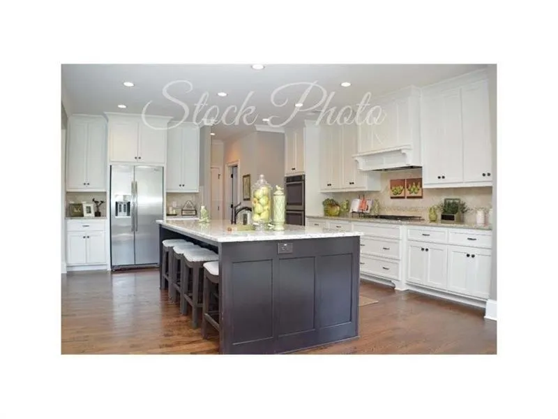 15 Spalding Court, Sandy Springs, Georgia 30350, 5 Bedrooms Bedrooms, ,4 BathroomsBathrooms,Residential,Sold,15 Spalding Court,5821721
