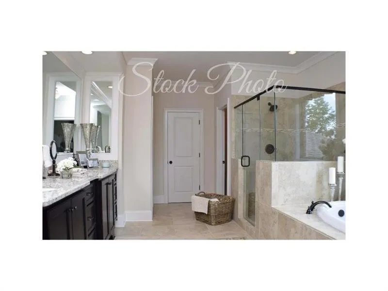 15 Spalding Court, Sandy Springs, Georgia 30350, 5 Bedrooms Bedrooms, ,4 BathroomsBathrooms,Residential,Sold,15 Spalding Court,5821721
