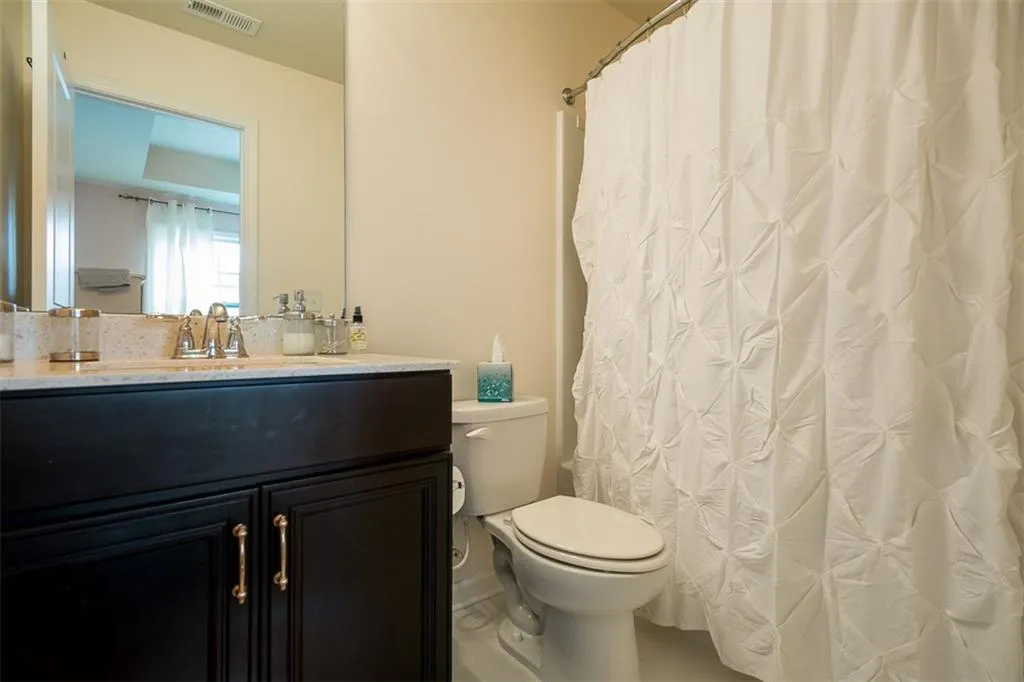 7535 Highland Bluff Unit 0, Sandy Springs, Georgia 30328, 3 Bedrooms Bedrooms, ,3 BathroomsBathrooms,Residential,Sold,7535 Highland Bluff Unit 0,5886556