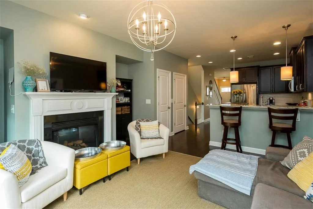 7535 Highland Bluff Unit 0, Sandy Springs, Georgia 30328, 3 Bedrooms Bedrooms, ,3 BathroomsBathrooms,Residential,Sold,7535 Highland Bluff Unit 0,5886556