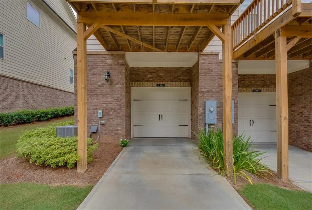 7535 Highland Bluff Unit 0, Sandy Springs, Georgia 30328, 3 Bedrooms Bedrooms, ,3 BathroomsBathrooms,Residential,Sold,7535 Highland Bluff Unit 0,5886556
