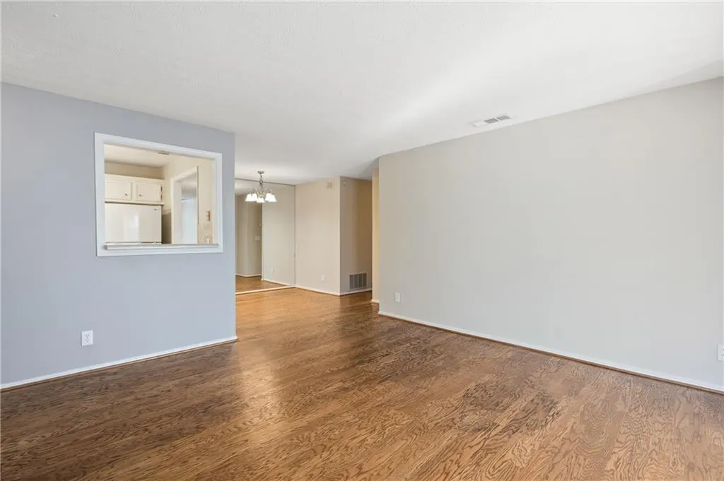 707 Gettysburg Place, Atlanta, Georgia 30350, 2 Bedrooms Bedrooms, ,1 BathroomBathrooms,Residential,For Sale,707 Gettysburg Place,7675420