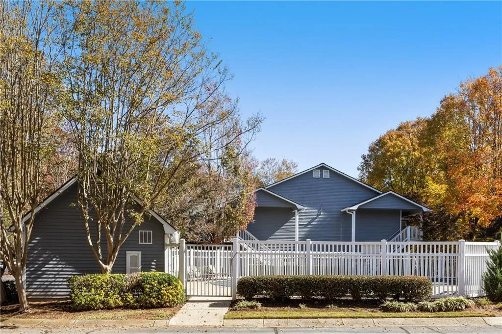 707 Gettysburg Place, Atlanta, Georgia 30350, 2 Bedrooms Bedrooms, ,1 BathroomBathrooms,Residential,For Sale,707 Gettysburg Place,7675420