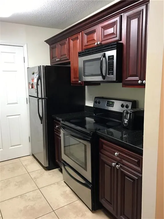 7201 Santa Fe Parkway, Atlanta, Georgia 30350, 3 Bedrooms Bedrooms, ,2 BathroomsBathrooms,Residential,Sold,7201 Santa Fe Parkway,5937413