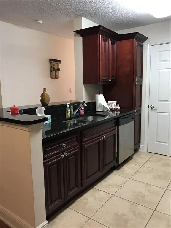 7201 Santa Fe Parkway, Atlanta, Georgia 30350, 3 Bedrooms Bedrooms, ,2 BathroomsBathrooms,Residential,Sold,7201 Santa Fe Parkway,5937413