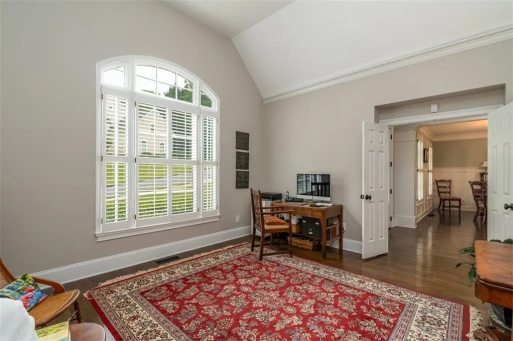 635 Eaton Place, Sandy Springs, Georgia 30350, 5 Bedrooms Bedrooms, ,4 BathroomsBathrooms,Residential,Sold,635 Eaton Place,6875654