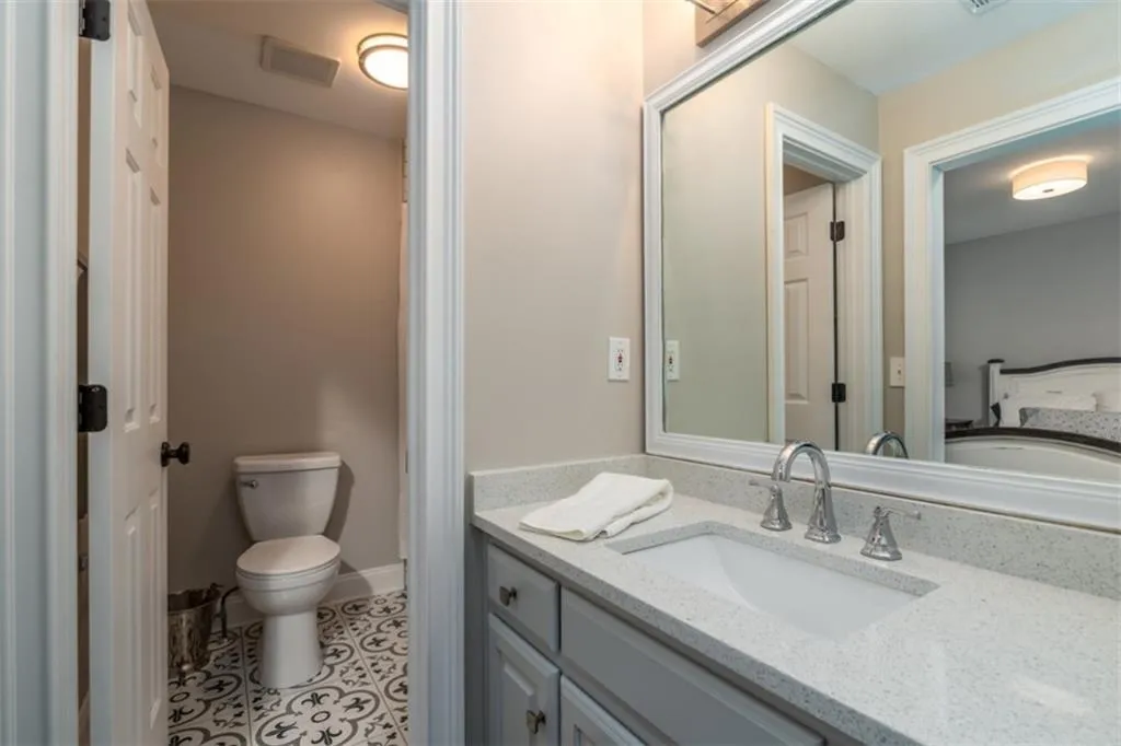635 Eaton Place, Sandy Springs, Georgia 30350, 5 Bedrooms Bedrooms, ,4 BathroomsBathrooms,Residential,Sold,635 Eaton Place,6875654