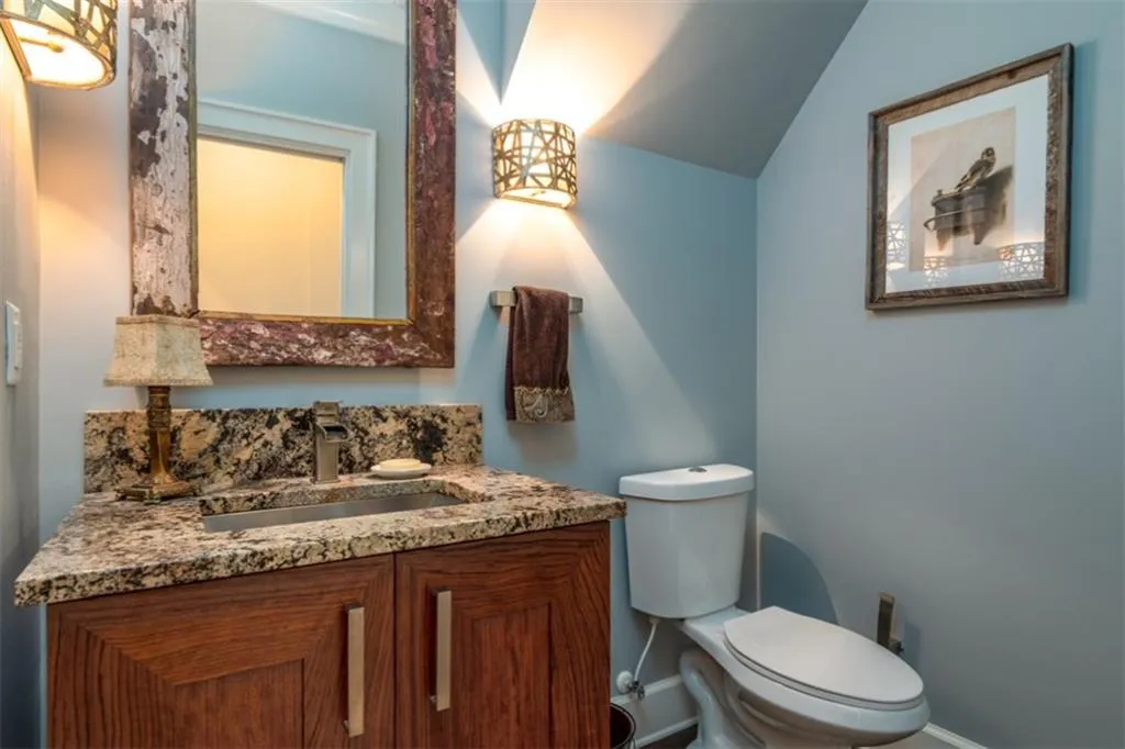 635 Eaton Place, Sandy Springs, Georgia 30350, 5 Bedrooms Bedrooms, ,4 BathroomsBathrooms,Residential,Sold,635 Eaton Place,6875654