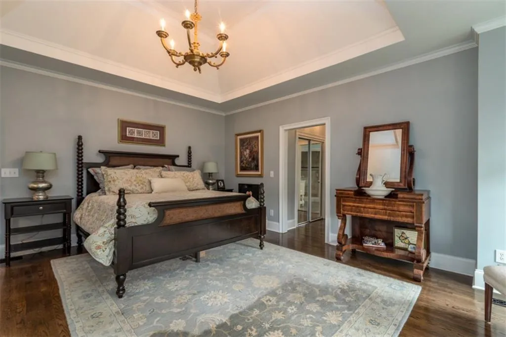 635 Eaton Place, Sandy Springs, Georgia 30350, 5 Bedrooms Bedrooms, ,4 BathroomsBathrooms,Residential,Sold,635 Eaton Place,6875654