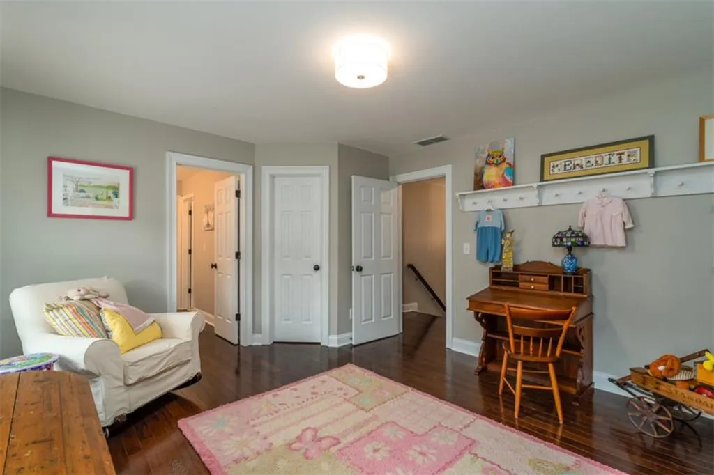 635 Eaton Place, Sandy Springs, Georgia 30350, 5 Bedrooms Bedrooms, ,4 BathroomsBathrooms,Residential,Sold,635 Eaton Place,6875654