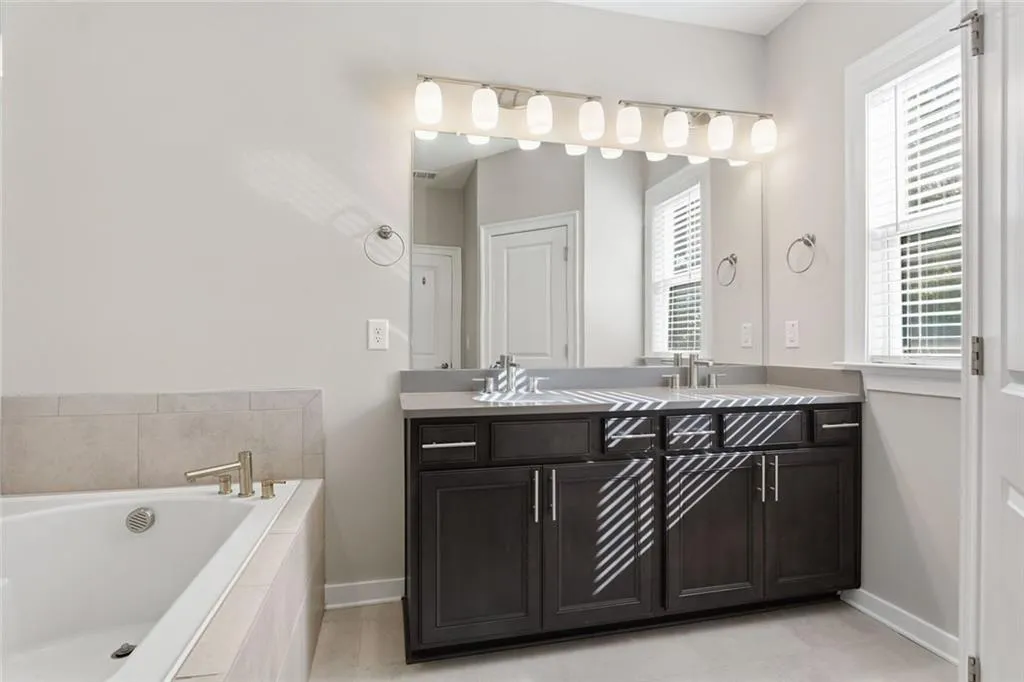 1017 Brandsford Street Nw, Atlanta, Georgia 30318, 3 Bedrooms Bedrooms, ,2 BathroomsBathrooms,Residential,For Sale,1017 Brandsford Street Nw,7667468