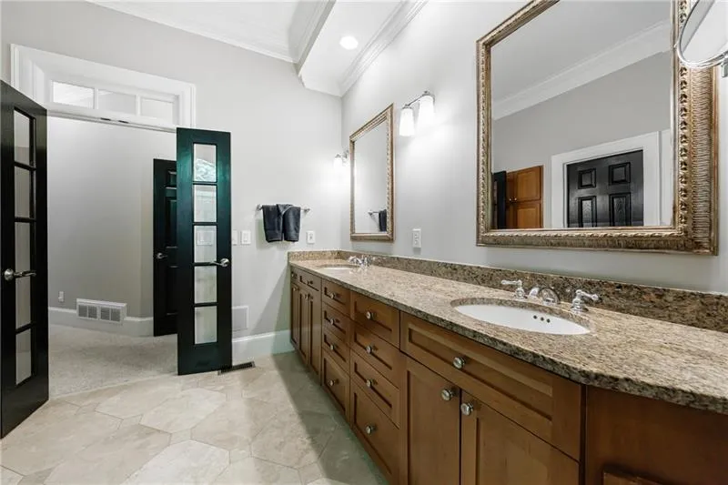 1255 Beech Haven Road N, Atlanta, Georgia 30324, 5 Bedrooms Bedrooms, ,5 BathroomsBathrooms,Residential,For Sale,1255 Beech Haven Road N,7672096