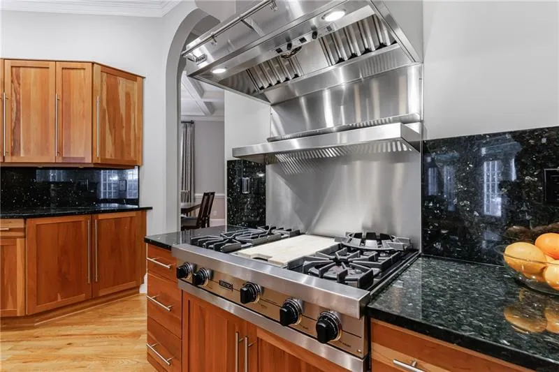 1255 Beech Haven Road N, Atlanta, Georgia 30324, 5 Bedrooms Bedrooms, ,5 BathroomsBathrooms,Residential,For Sale,1255 Beech Haven Road N,7672096