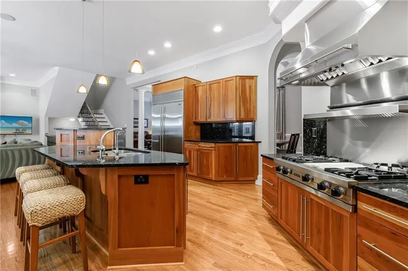 1255 Beech Haven Road N, Atlanta, Georgia 30324, 5 Bedrooms Bedrooms, ,5 BathroomsBathrooms,Residential,For Sale,1255 Beech Haven Road N,7672096