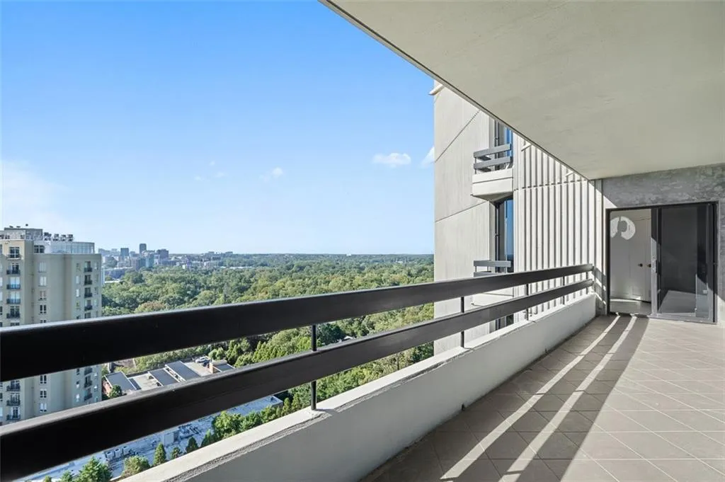2660 Peachtree Road Nw Unit 19a, Atlanta, Georgia 30305, 1 Bedroom Bedrooms, ,1 BathroomBathrooms,Residential,For Sale,2660 Peachtree Road Nw Unit 19a,7661684 2660 Peachtree Road Nw Unit 19a, Atlanta, Georgia 30305, 1 Bedroom Bedrooms, ,1 BathroomBathrooms,Residential,For Sale,2660 Peachtree Road Nw Unit 19a,7661684